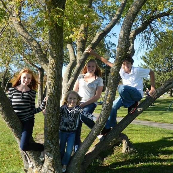 Meet your Posher, Beth - Picture 1 of 1